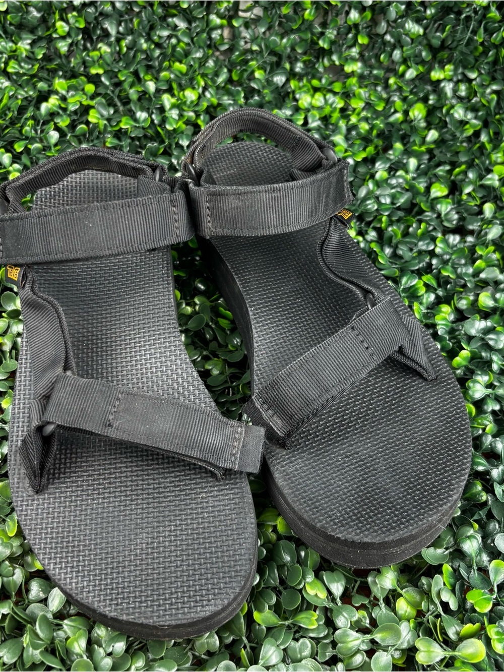 Teva Black Strapped Sandals with Textured Footbed Size 8 Woman